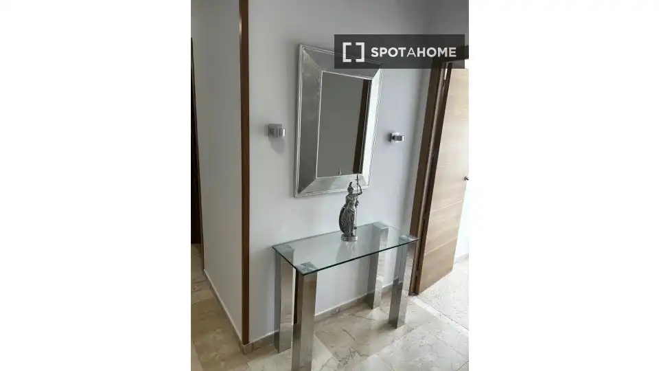 Piso para compartir en Granada con Aire acondicionado, Calefacción y Amueblado