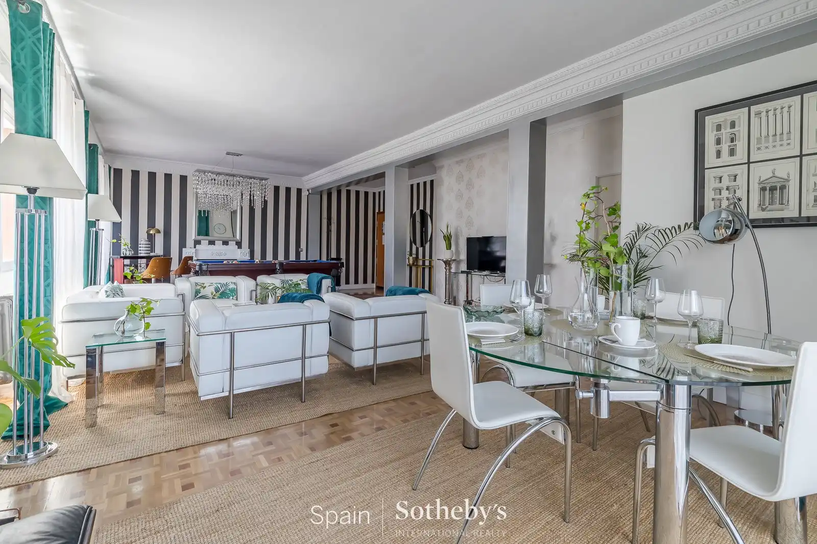 Sala de estar de Apartamento en venta en Madrid