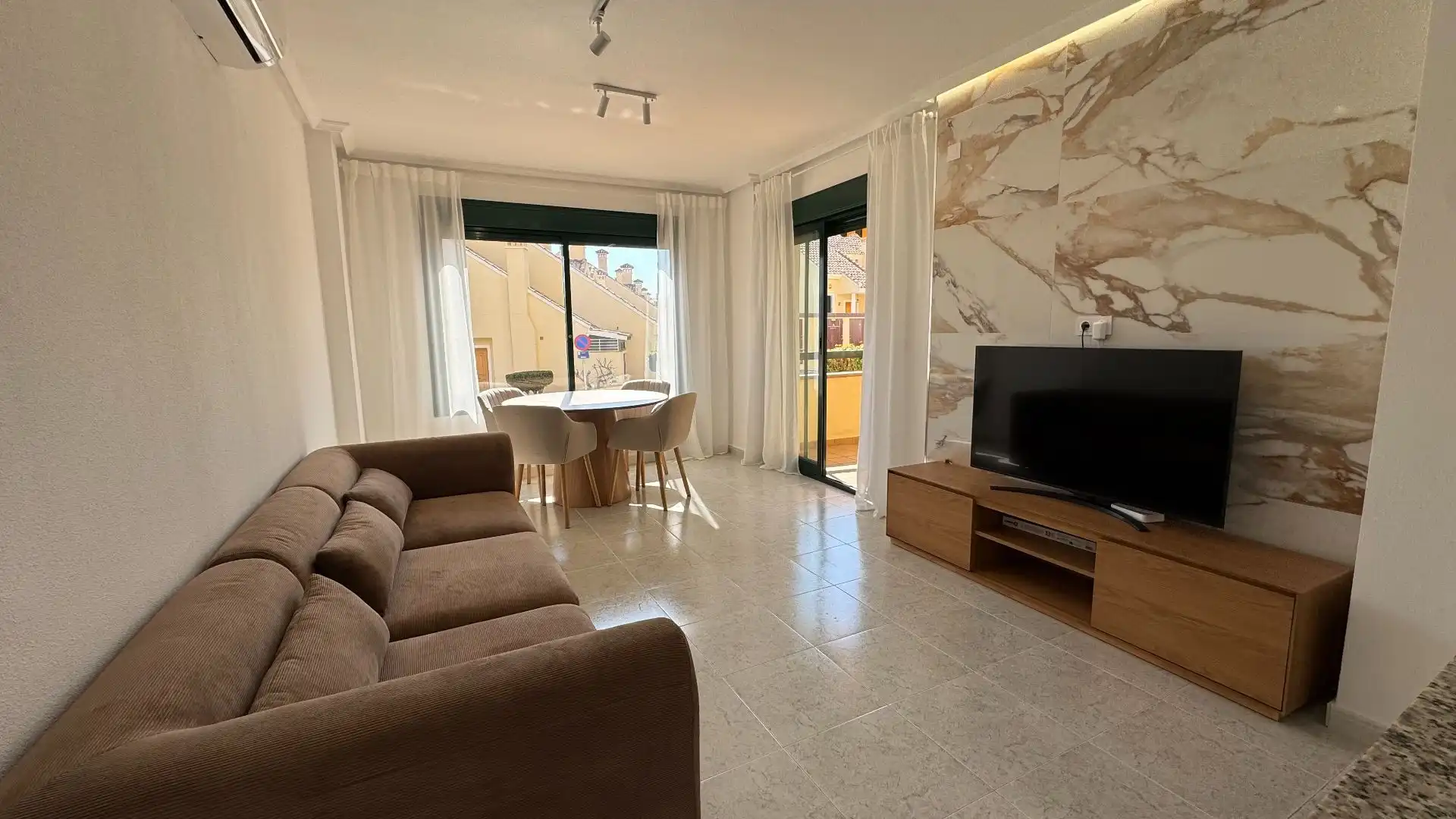 Sala d'estar de Apartament en venda en Orihuela amb Terrassa i Piscina comunitària
