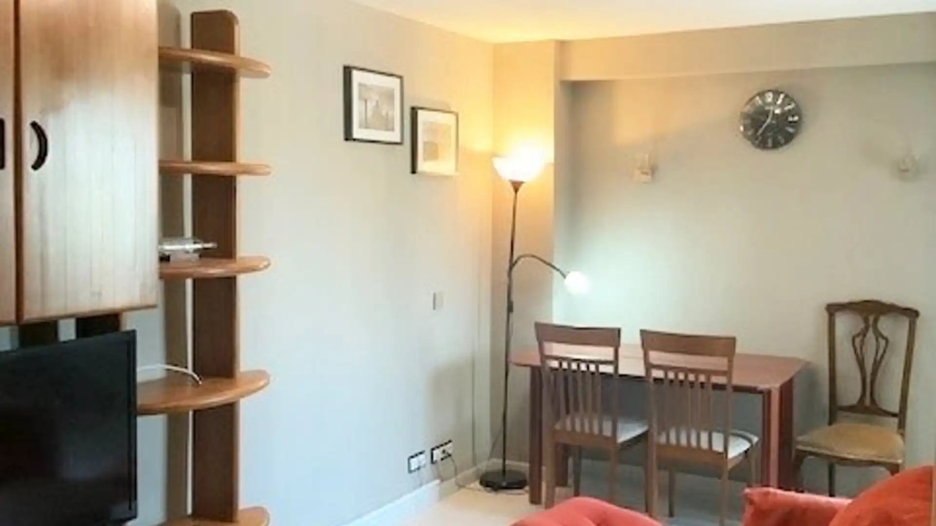 Flat for rent in SANTA MARIA DE LA CABEZA, Moscardó