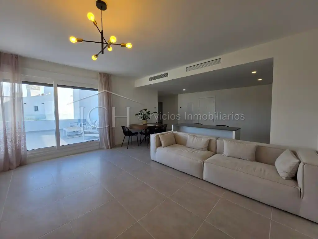 Sala de estar de Ático de alquiler en Estepona con Amueblado