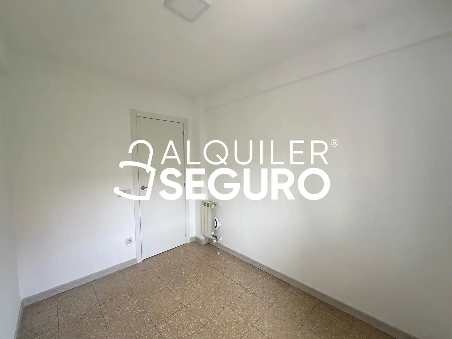 Schlafzimmer von Wohnung zur Miete in Madrid mit Heizung und Terrasse