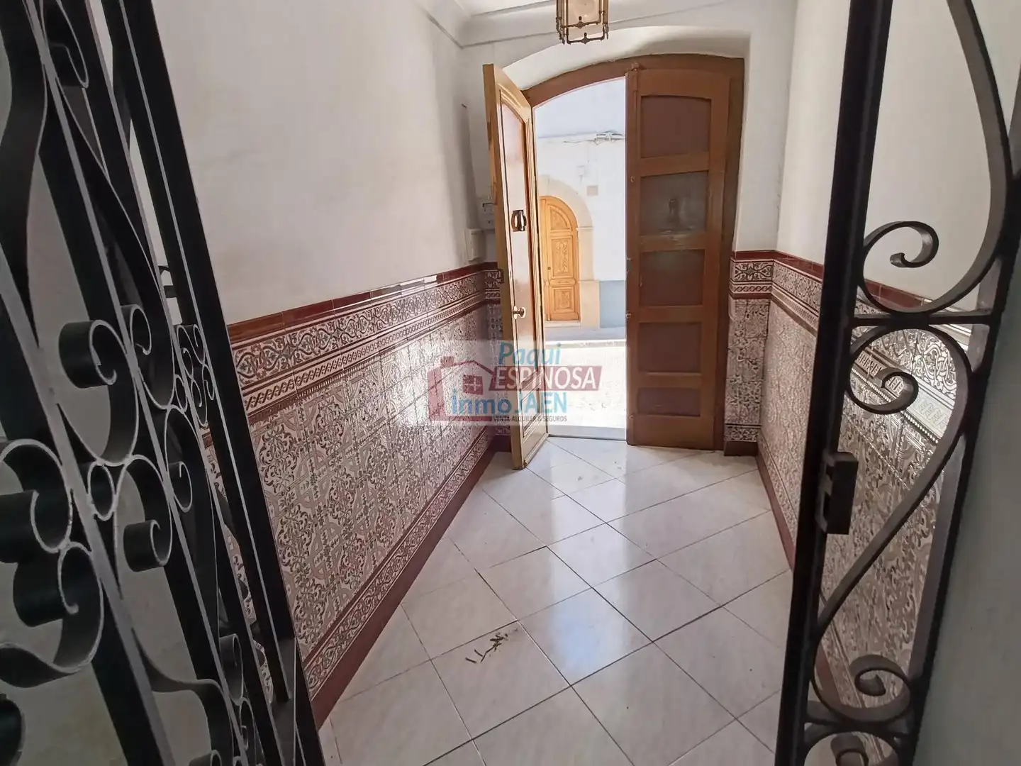 Casa o xalet en venda en Torredonjimeno amb Traster