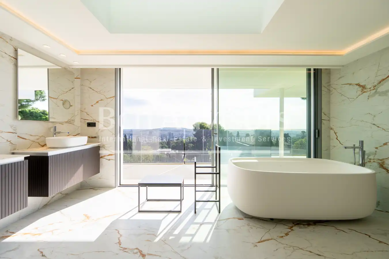 Baño de Casa o chalet en venta en Barcelona con Aire acondicionado, Calefacción y Jardín privado