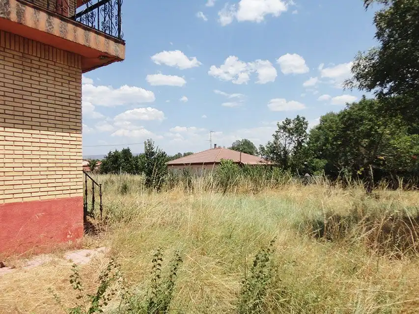 Casa o xalet en venda en Mambrillas de Lara amb Jardí privat