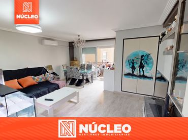 Piso con balcón en venta en Centro