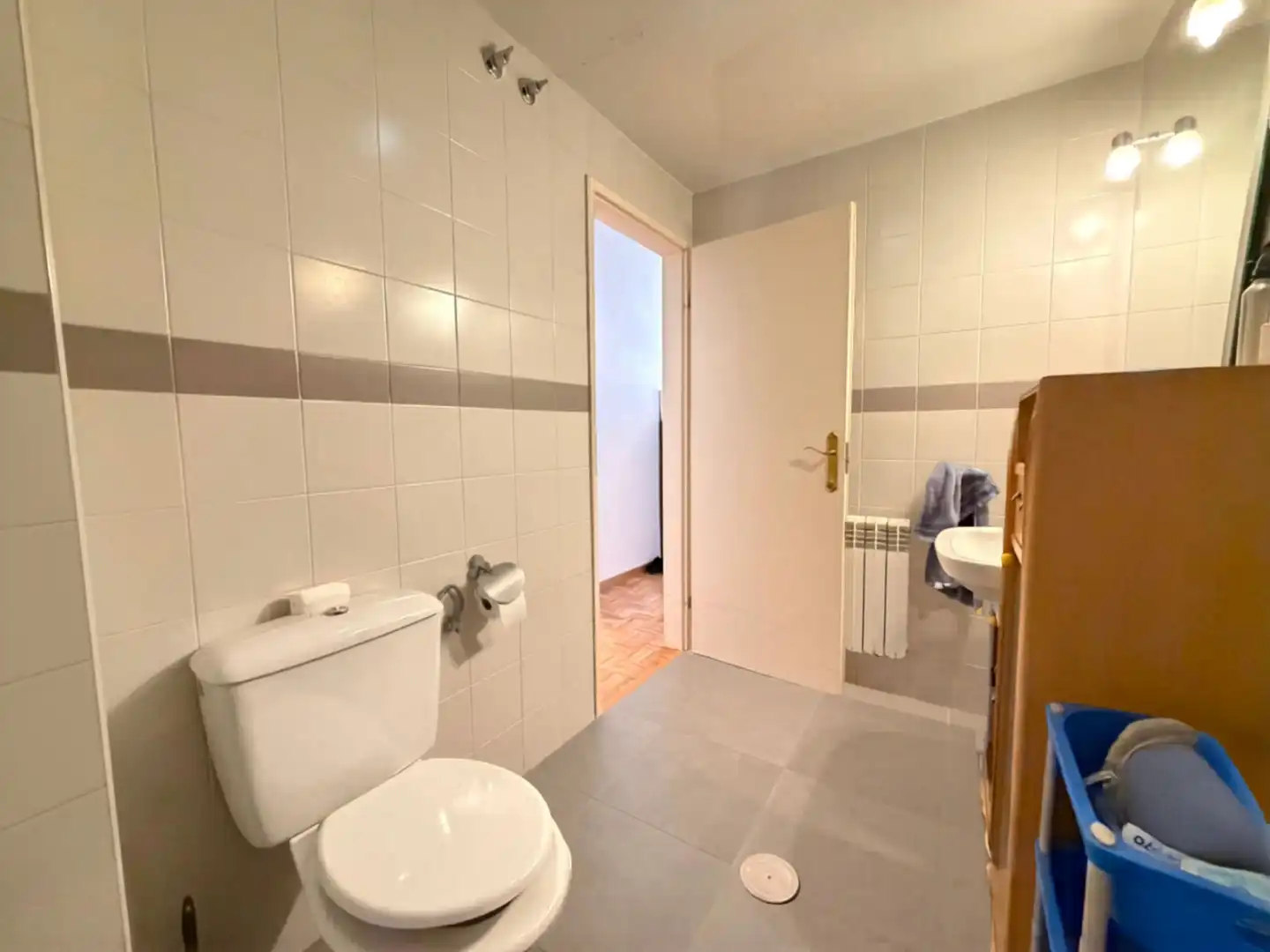 Baño de Piso en venta en Madrid con Aire acondicionado, Calefacción y Parquet