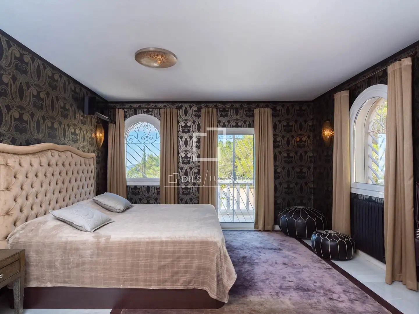 Bedroom of Houses for sale in Santa Eulària des Riu  with Air Conditioner, Heating and Private garden