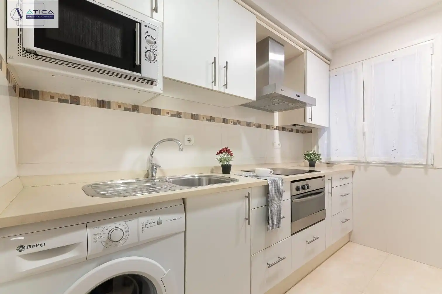 Cocina de Piso de alquiler en Santander con Calefacción y Amueblado