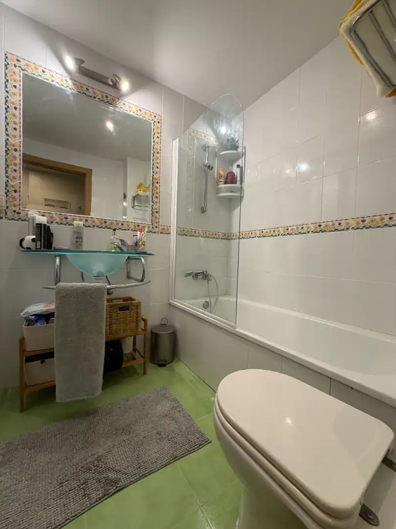 Baño de Piso en venta en Úbeda con Aire acondicionado, Calefacción y Trastero