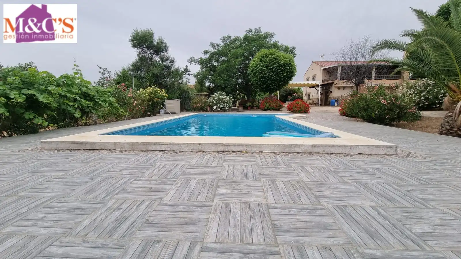 Swimming pool of Houses for sale in Hinojosas de Calatrava  with Air Conditioner, Heating and Private garden