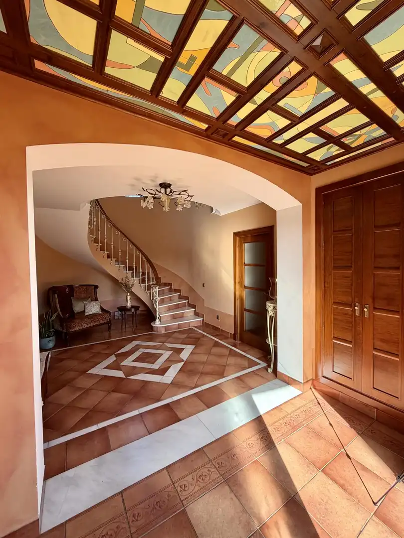 Casa o xalet en venda en Dos Hermanas amb Aire condicionat, Calefacció i Jardí privat