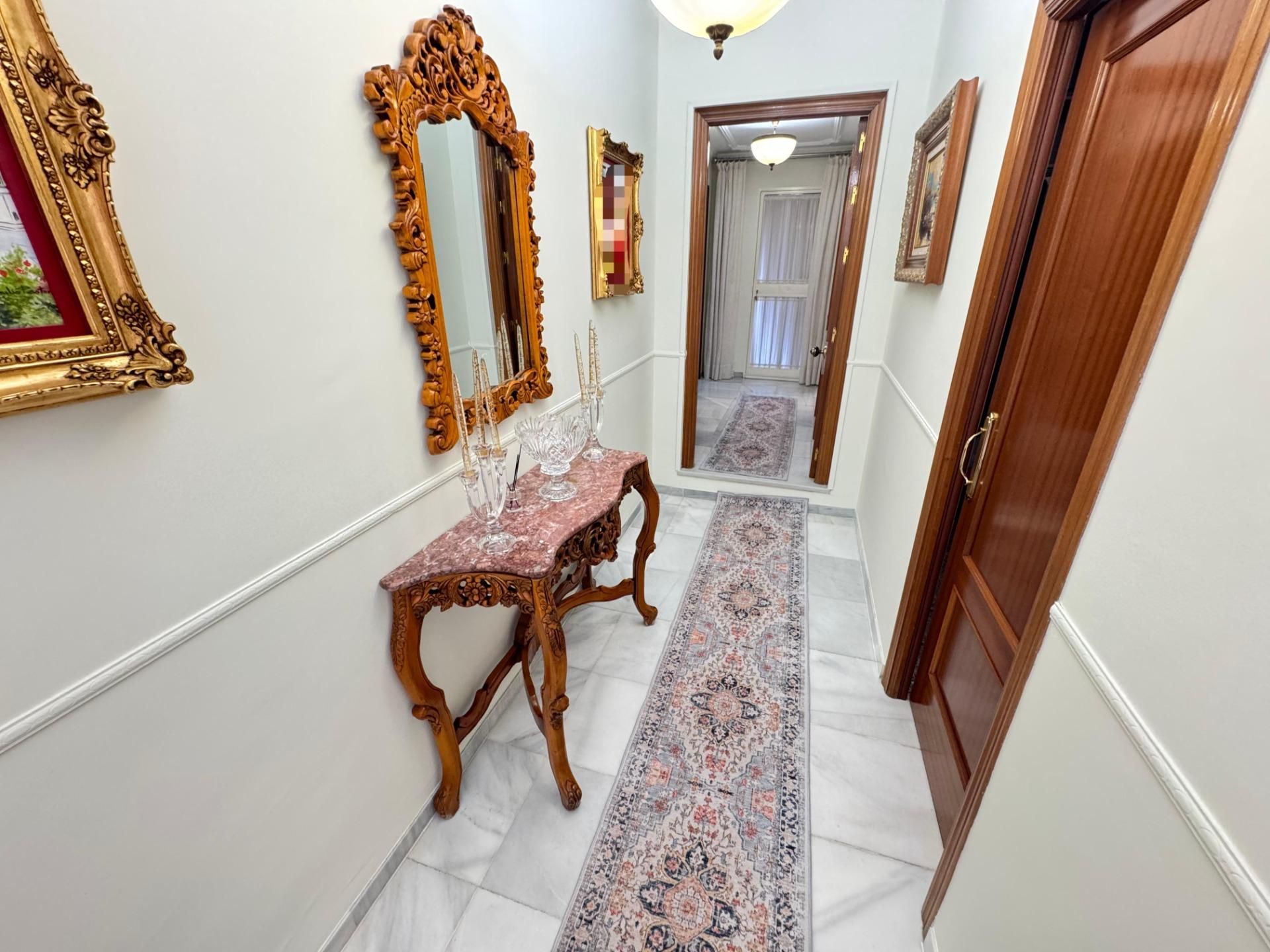 Casa adosada en venda en Dos Hermanas amb Aire condicionat