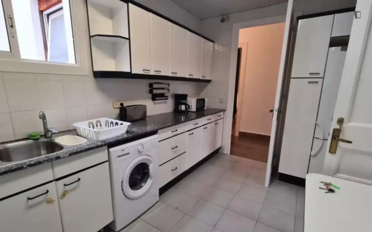 Habitació a Sant Gervasi- Galvany