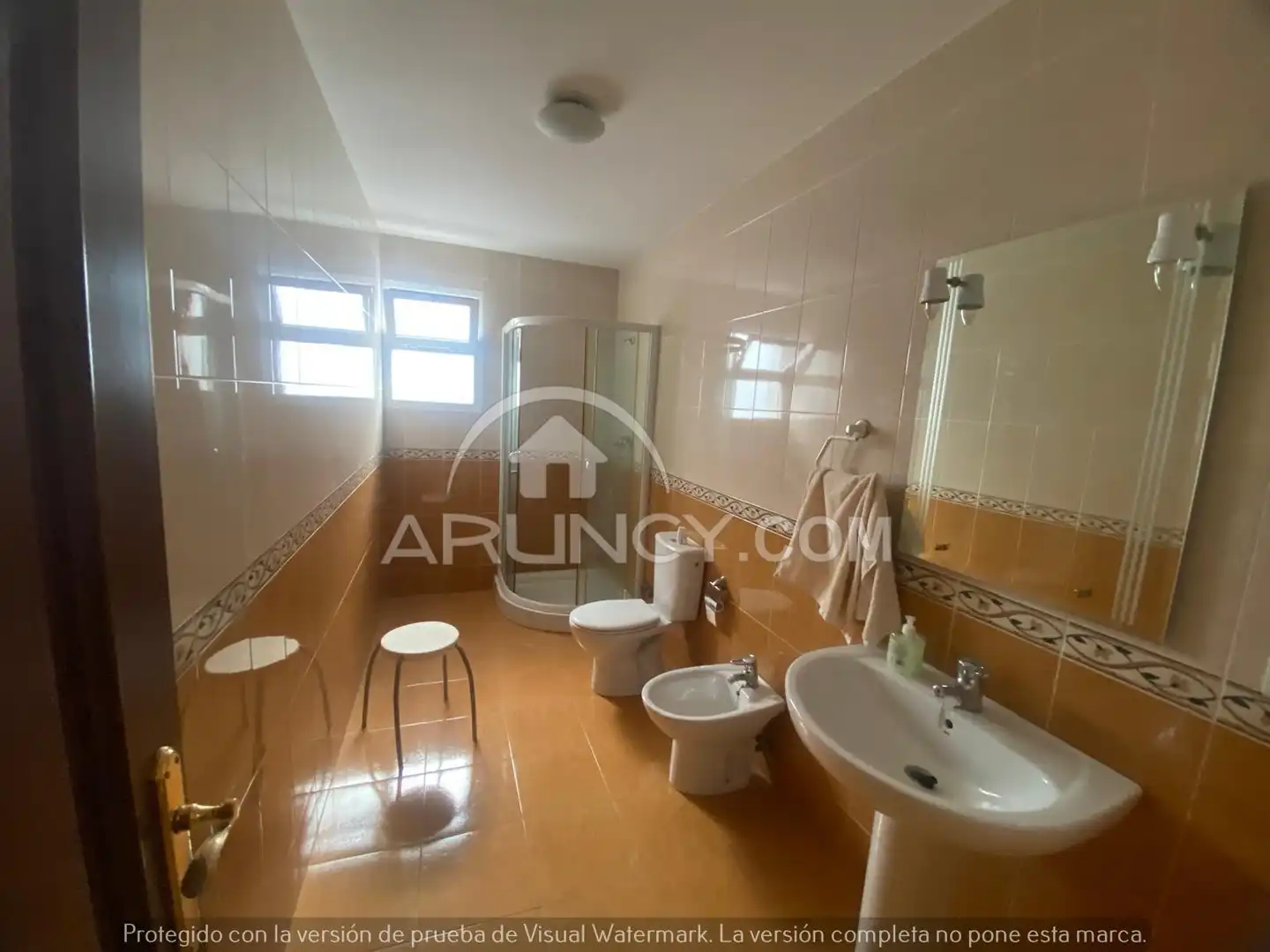 Bathroom of Flat for rent in Alcalá de Guadaira  with Air Conditioner, Heating and Furnished