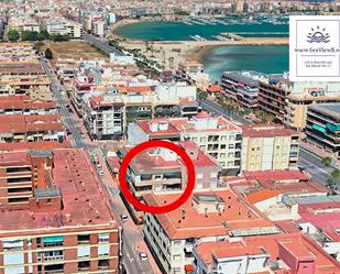 Vista exterior de Àtic en venda en Torrevieja amb Terrassa, Traster i Balcó