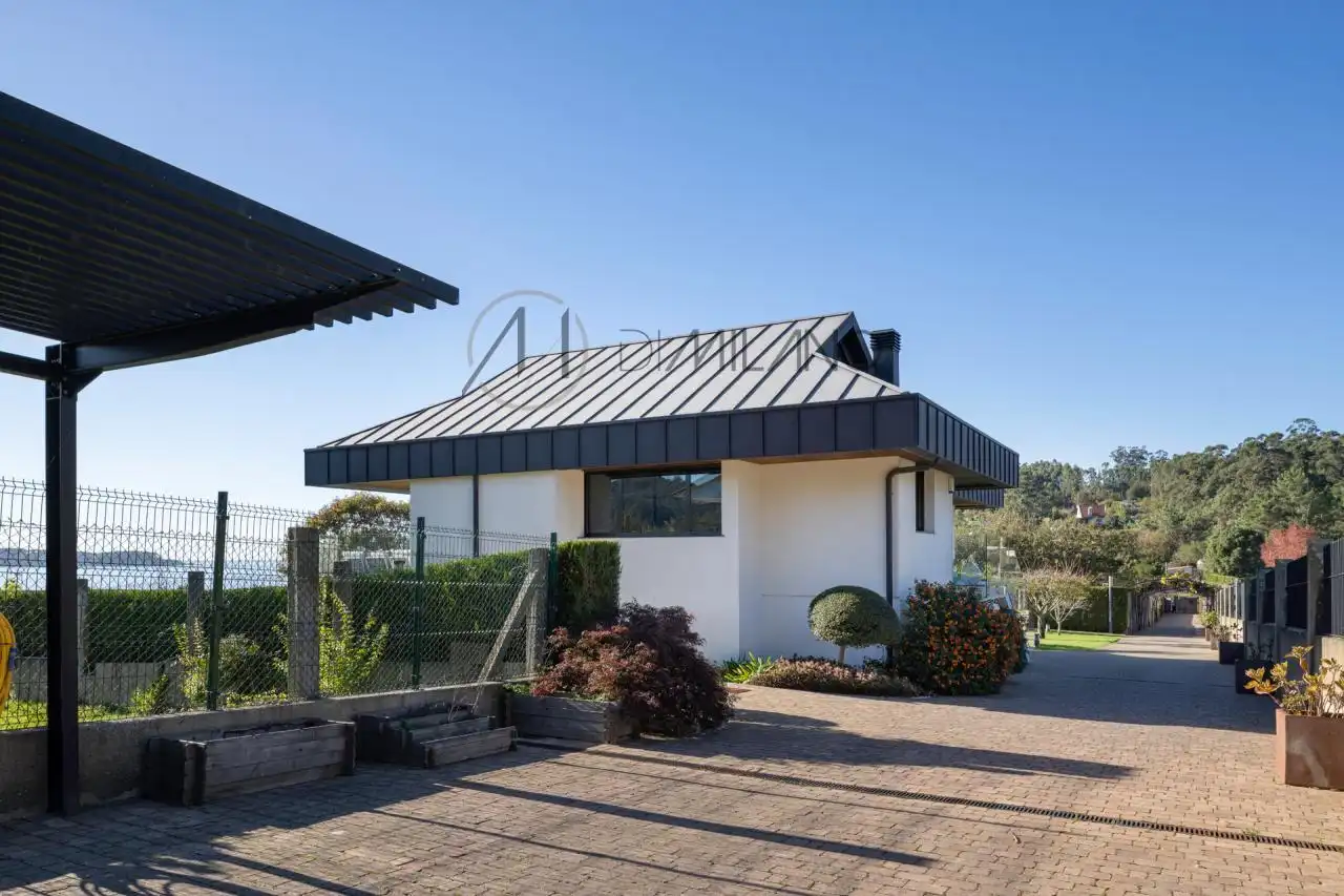 Exterior view of Houses for sale in Bueu  with Heating, Private garden and Terrace