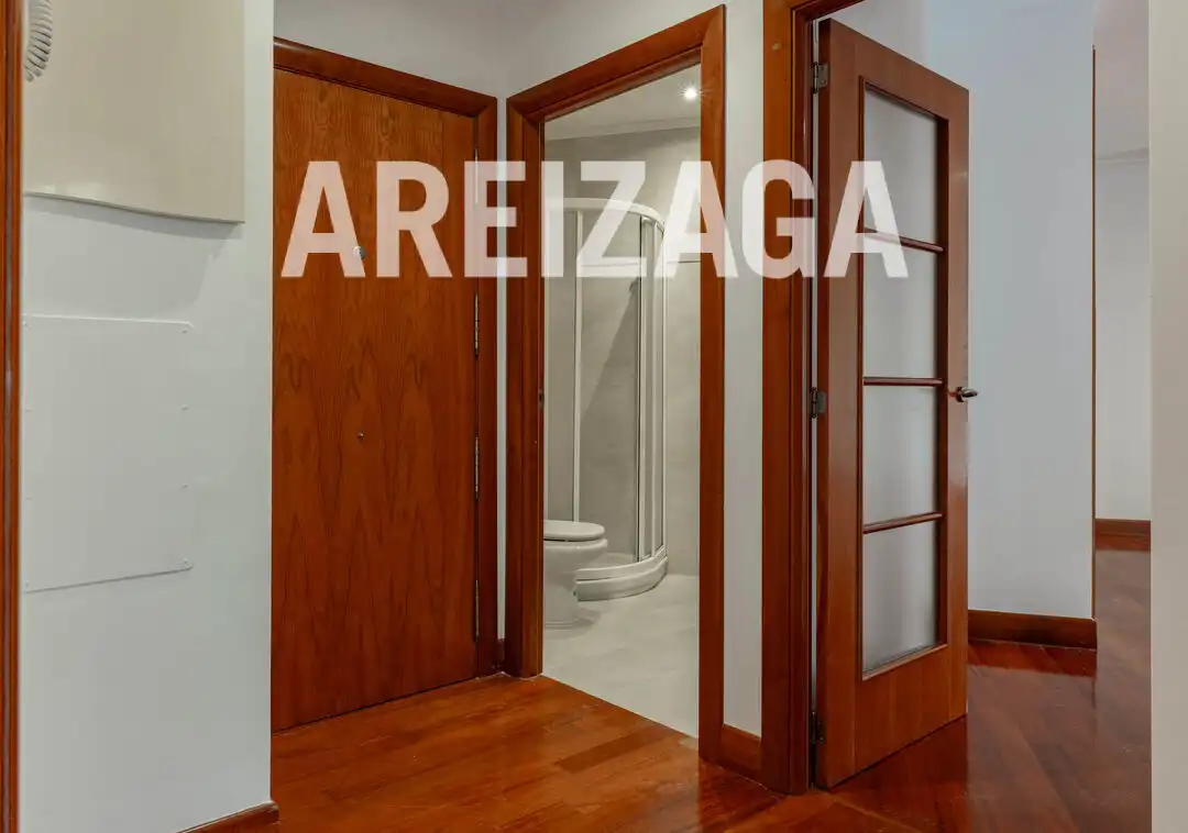 Flat for sale in Donostia - San Sebastián   with Heating and Balcony