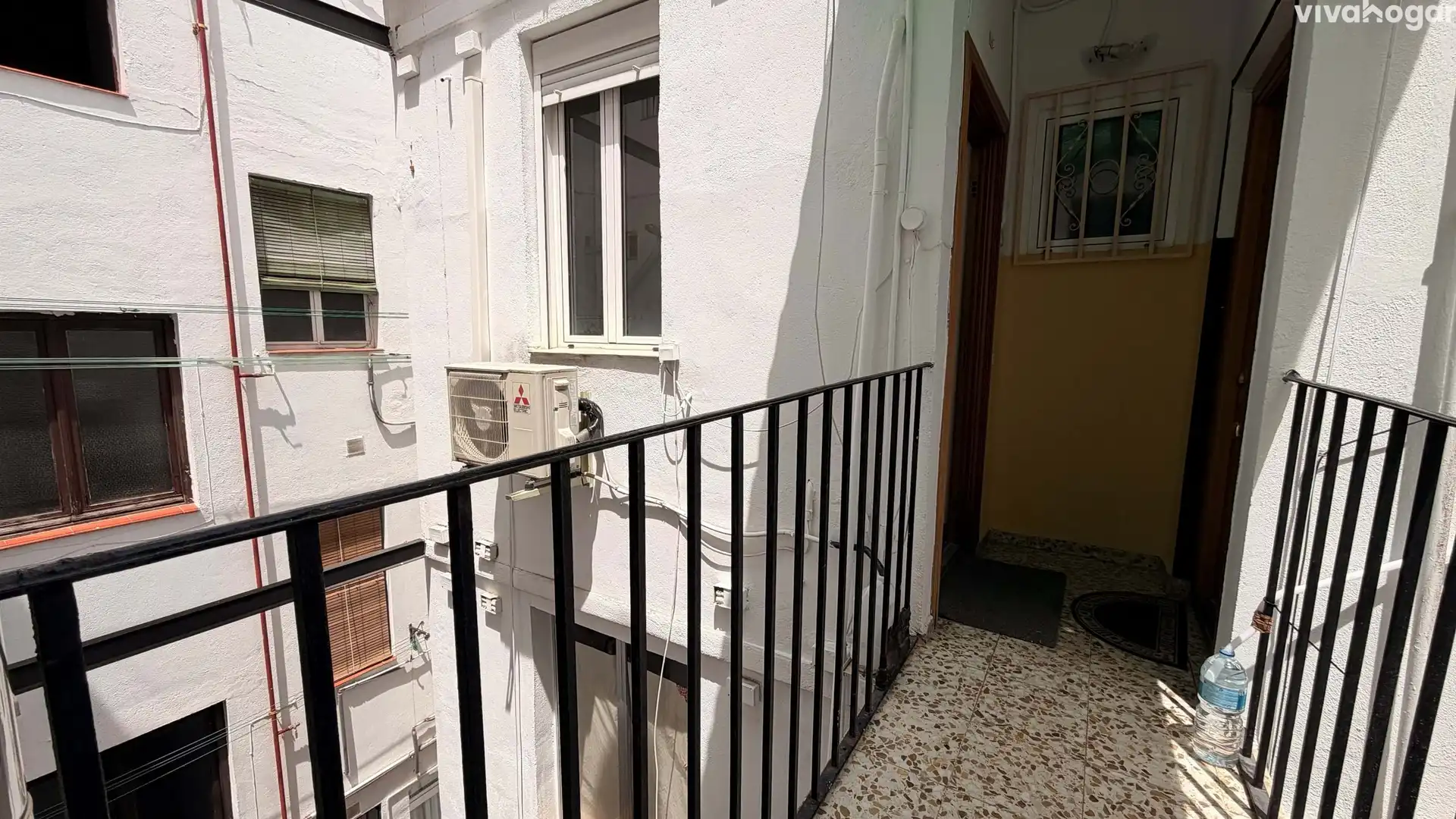 Balcony of Flat for sale in Madrid  with Air Conditioner, Heating and Furnished