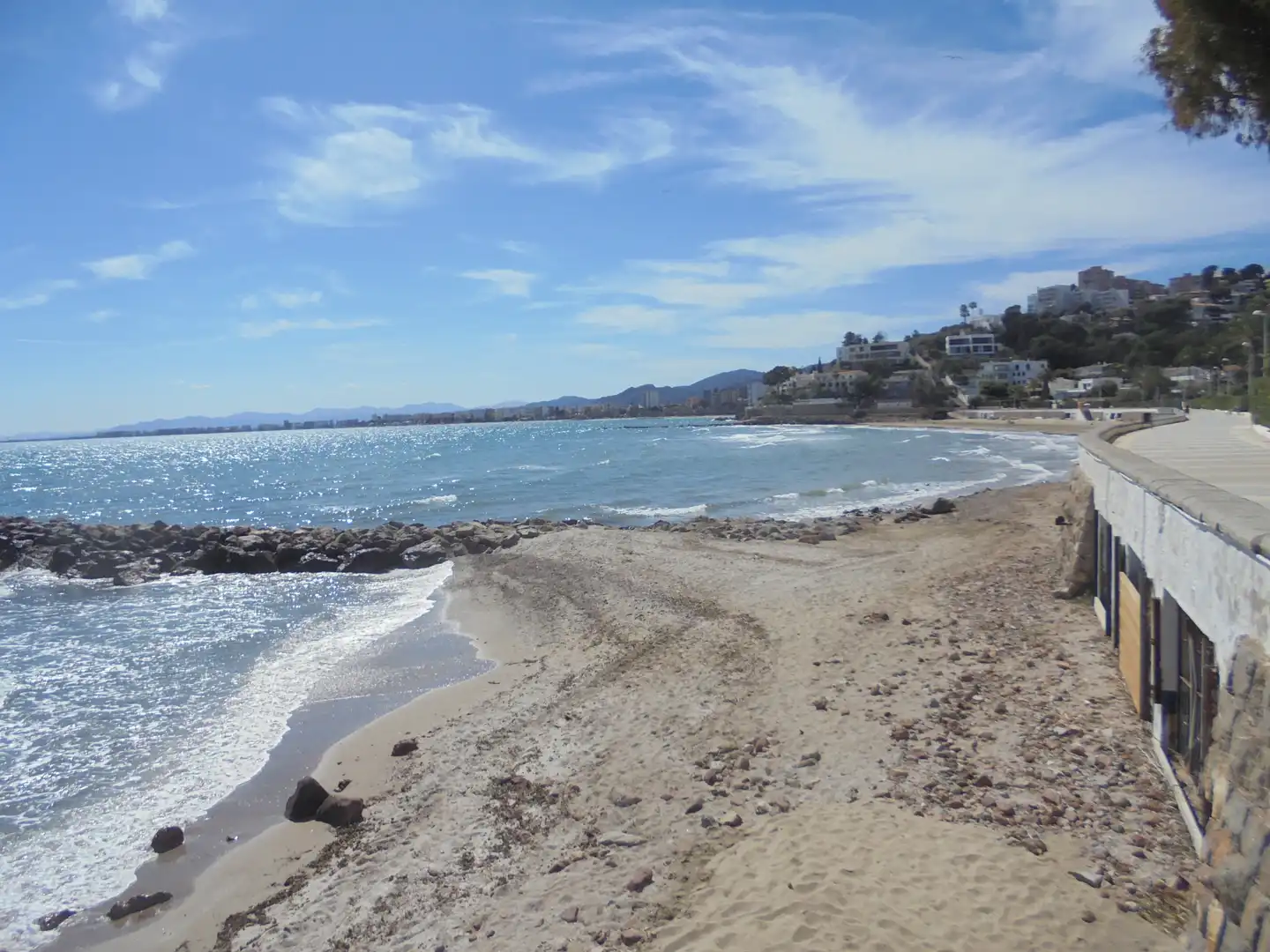 Außenansicht von Wohnungen zur Miete in Oropesa del Mar / Orpesa mit Terrasse, Möbliert und Ofen