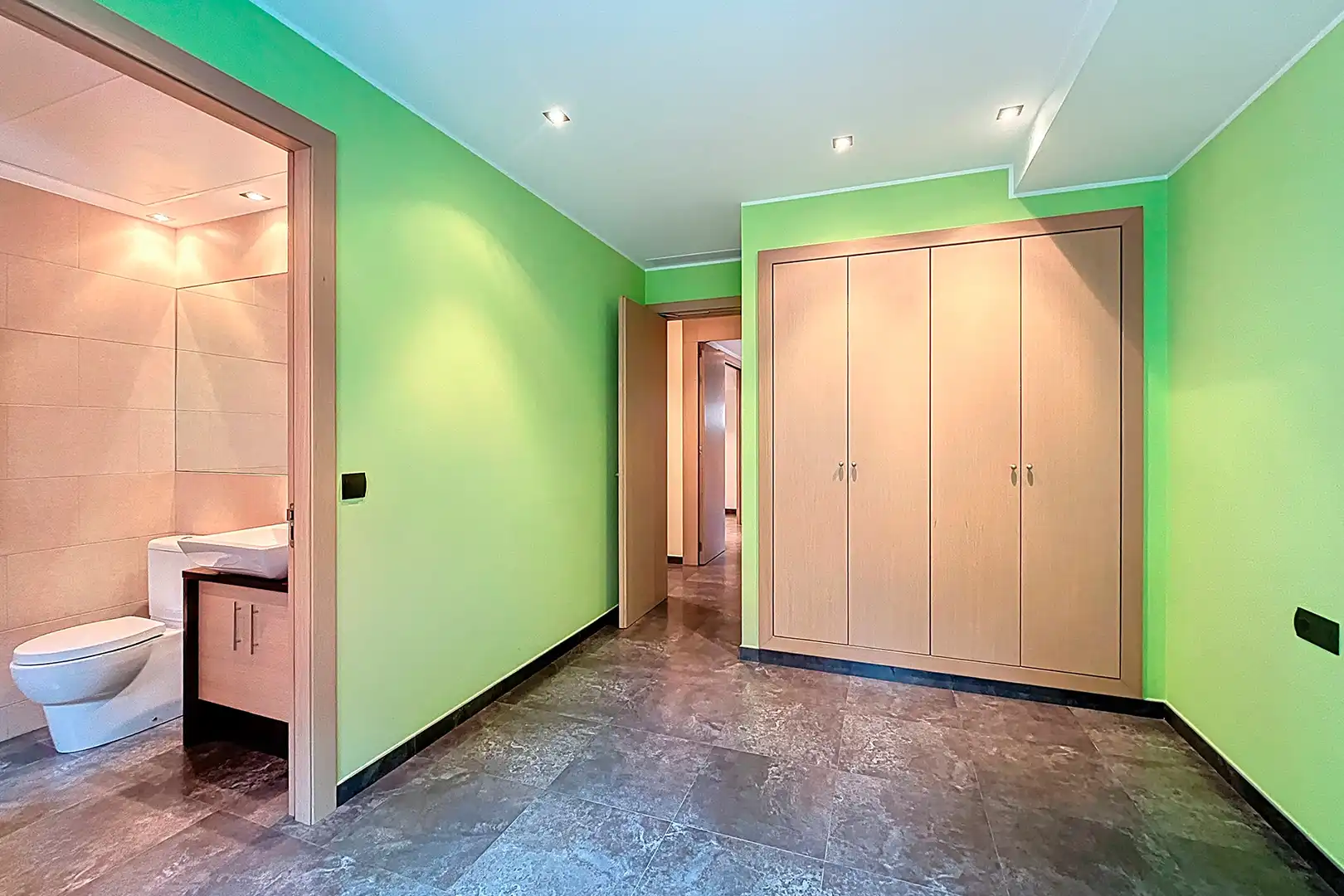 Attic for sale in Escaldes – Engordany  with Air Conditioner, Heating and Terrace