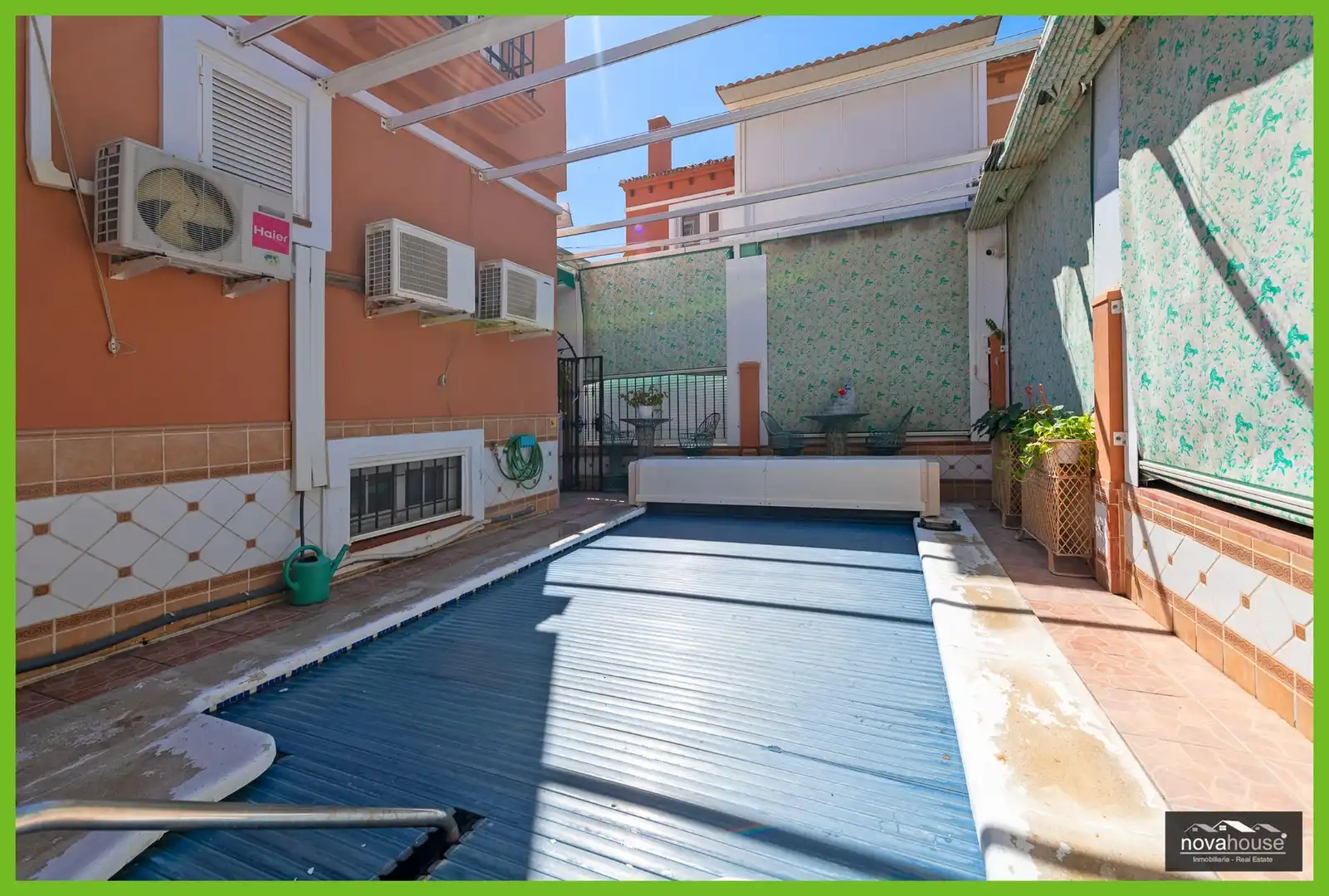 Piscina de Casa o chalet en venta en Torremolinos con Aire acondicionado, Jardín privado y Trastero