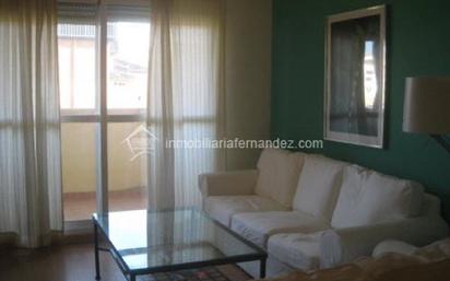 Sala d'estar de Apartament en venda en Cáceres Capital amb Calefacció, Jardí privat i Terrassa