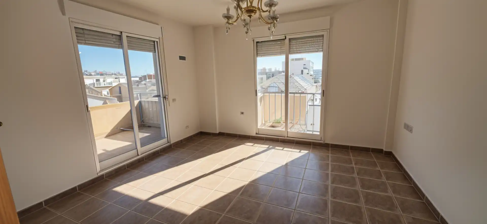 Houses for sale in Carrer Laureano Suñer, Càrcer
