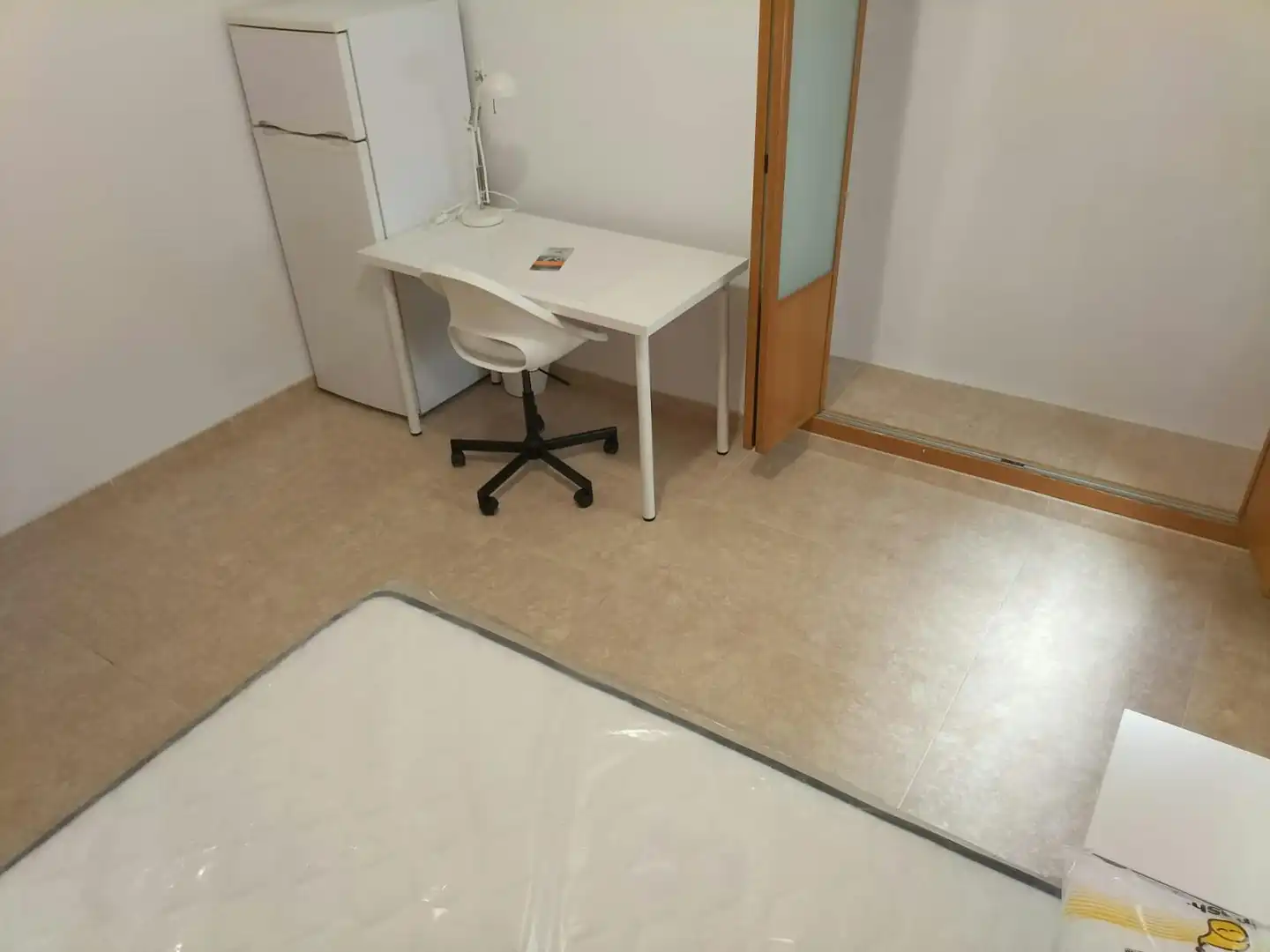 Habitación de Piso para compartir en Valencia con Calefacción, Amueblado y Lavadora