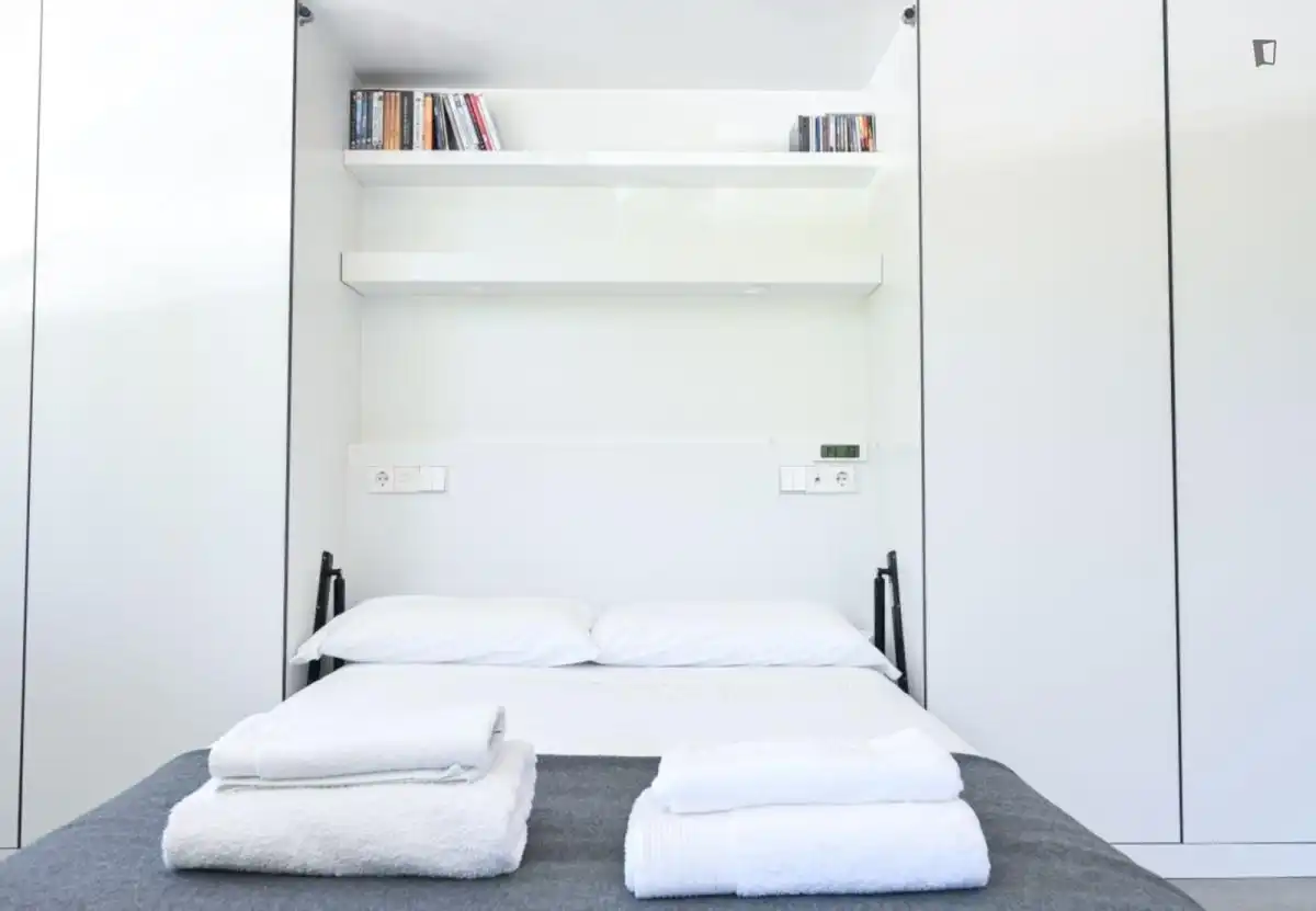 Bedroom of Study for rent in Madrid  with Air Conditioner, Heating and Furnished