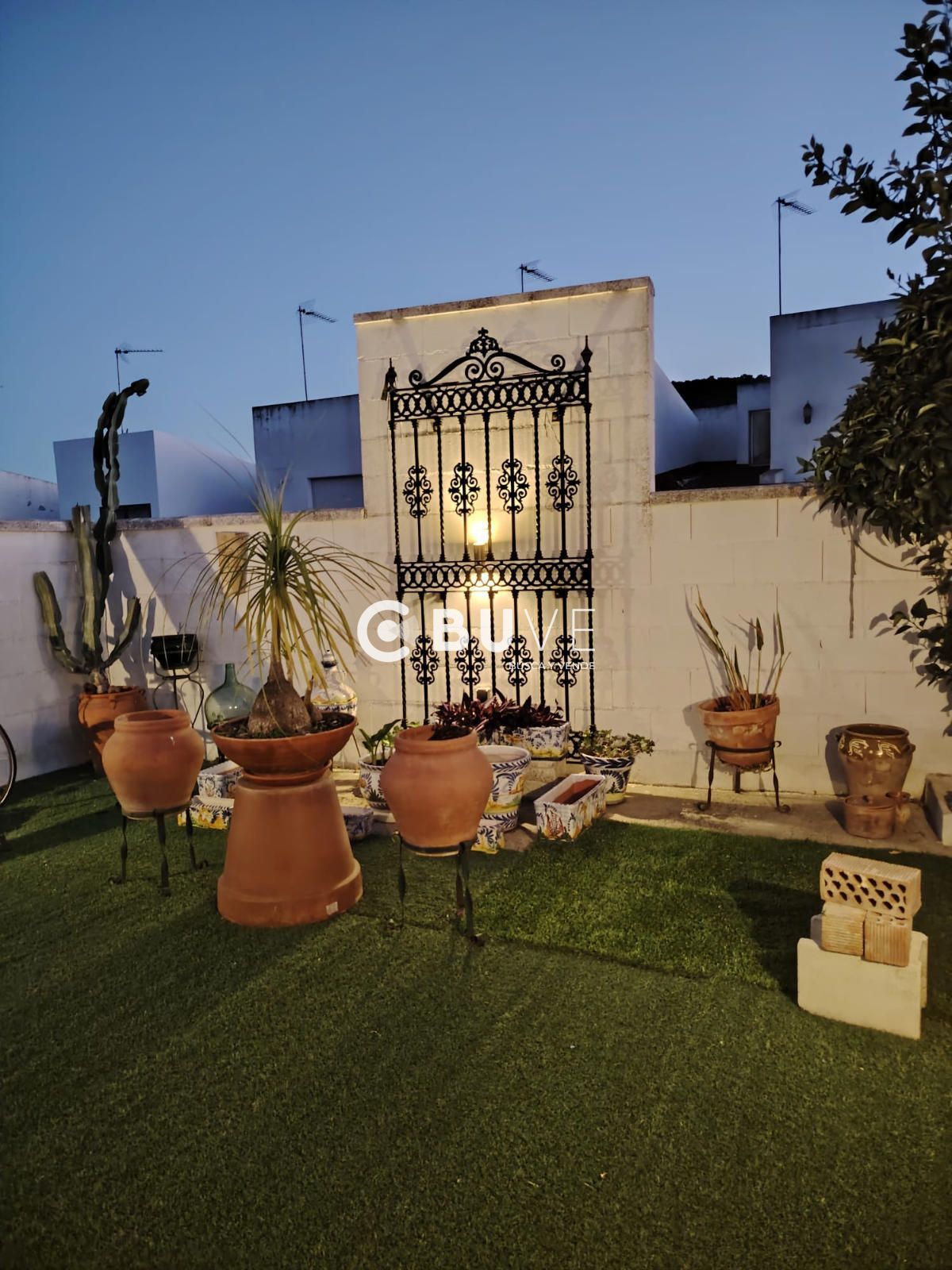 Jardín de Casa adosada en venta en Almadén de la Plata con Terraza
