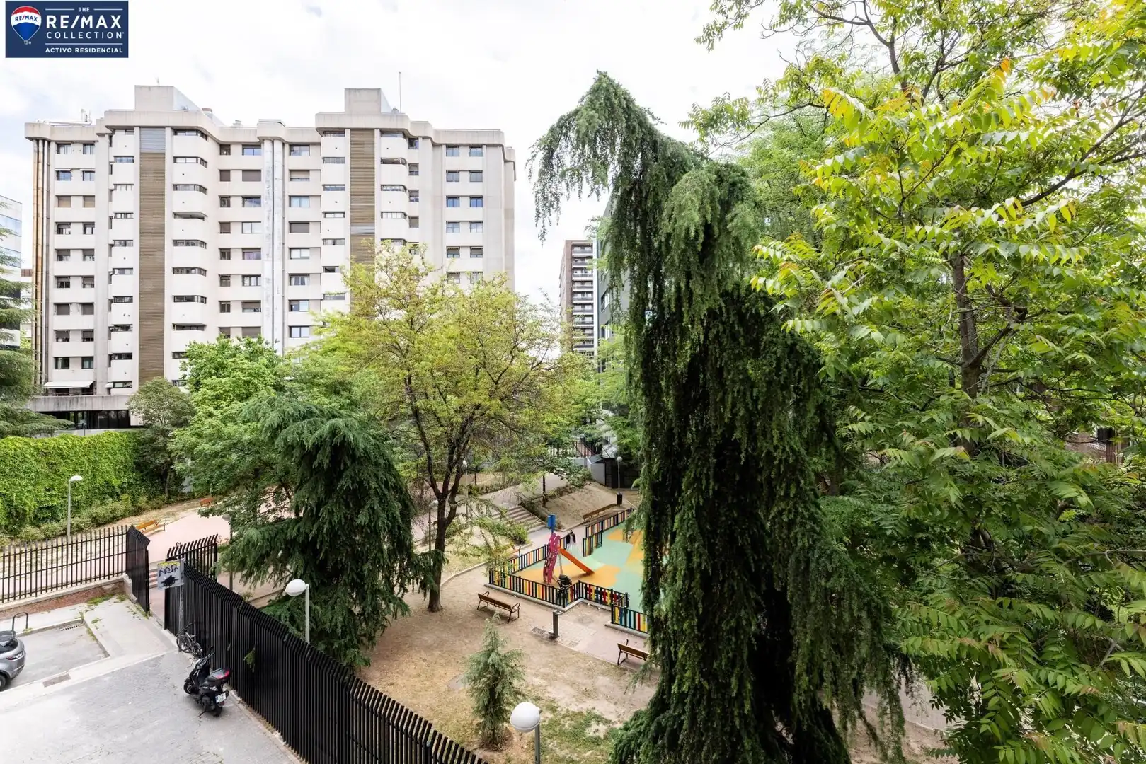 Vista exterior de Pis en venda en Madrid amb Aire condicionat, Calefacció i Piscina comunitària