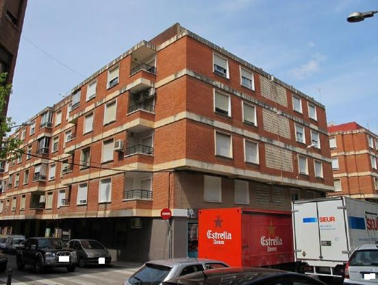 Pis en venda a C/ Escalona , El Mercado - Plaza de Toros