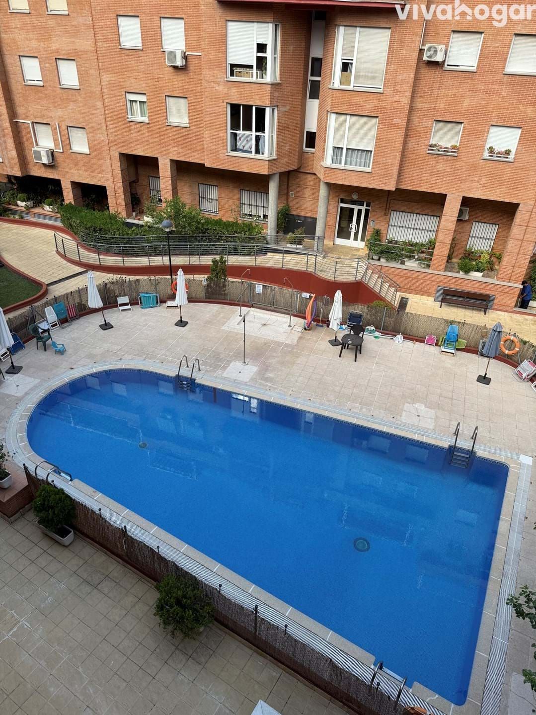 Piscina de Pis en venda en  Madrid Capital amb Aire condicionat, Calefacció i Terrassa