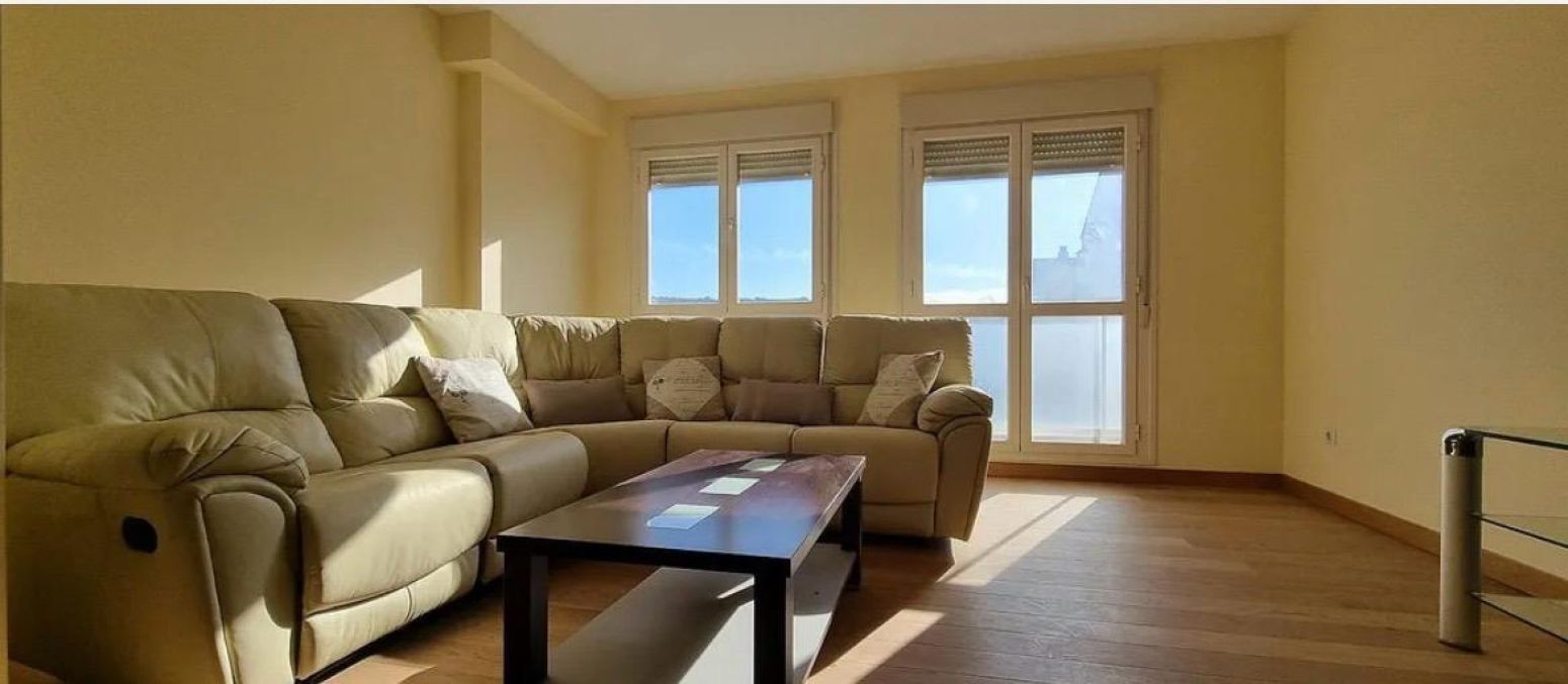 Living room of Flat for sale in Cenicero  with Heating, Parquet flooring and Terrace