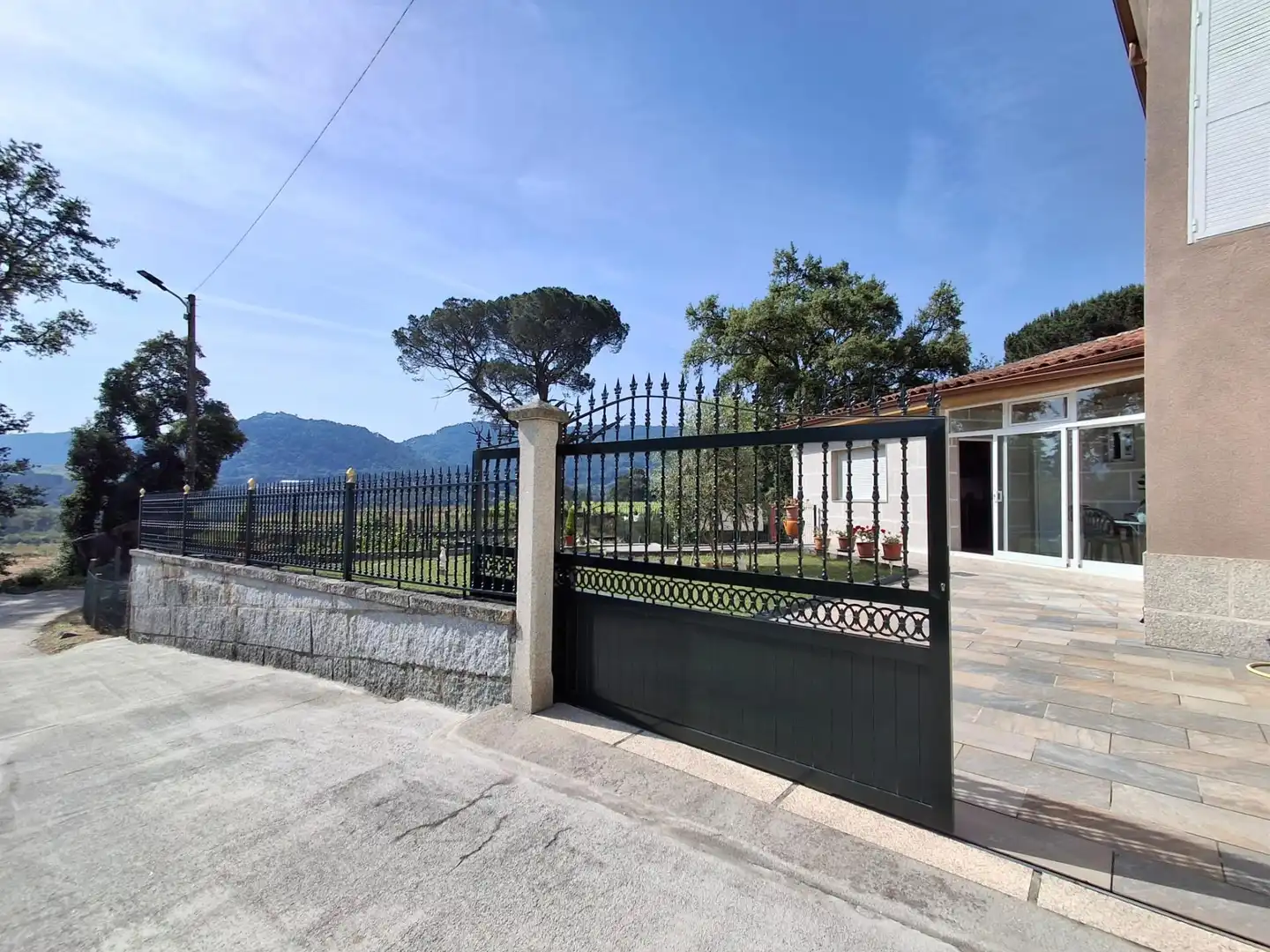Vista exterior de Casa o chalet en venta en Cenlle con Calefacción, Jardín privado y Terraza