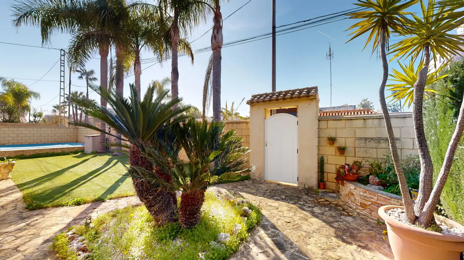 Garden of Houses for sale in Sagunto / Sagunt  with Private garden, Terrace and Swimming Pool