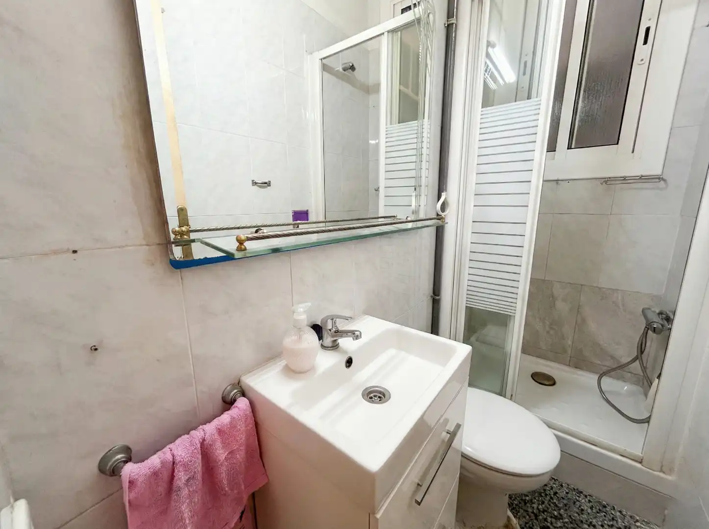 Baño de Piso en venta en Barcelona con Aire acondicionado, Calefacción y Terraza