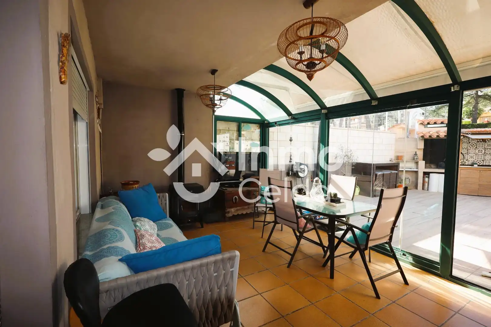 Terraza de Casa adosada en venta en Chiva con Aire acondicionado, Calefacción y Jardín privado