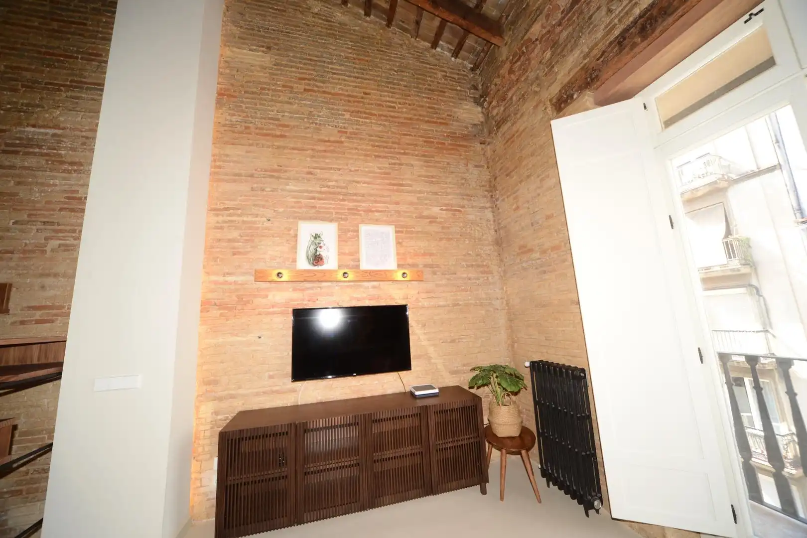 Sala d'estar de Àtic de lloguer en Valencia amb Calefacció, Terrassa i Traster