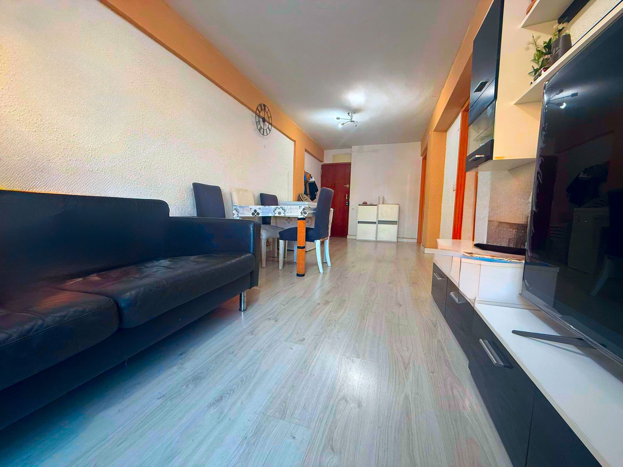 Sala de estar de Apartamento en venta en  Sevilla Capital