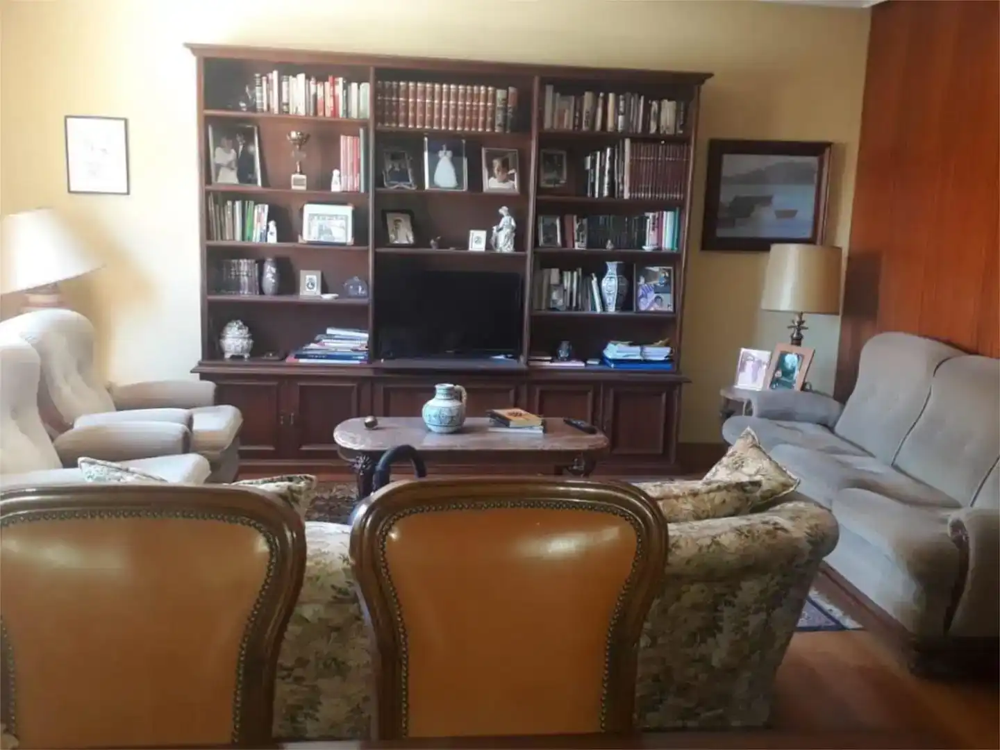 Sala de estar de Casa o chalet en venta en Valencia de Don Juan con Jardín privado y Amueblado