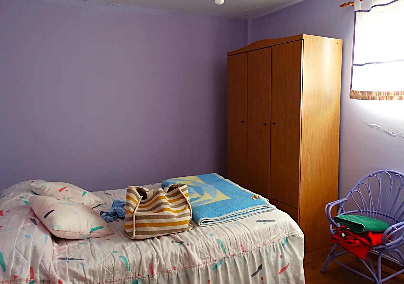 Dormitori de Casa o xalet en venda en Valdoviño amb Calefacció, Jardí privat i Parquet