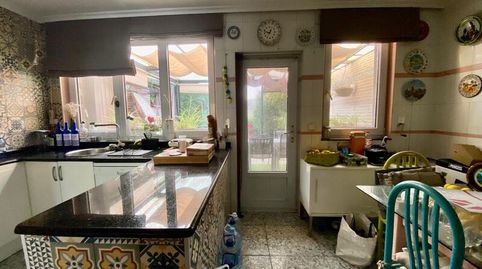 Foto 5 de Casa adosada en venta en Calle la Castañera, Bárcena de Cudón - Gomazo, Miengo