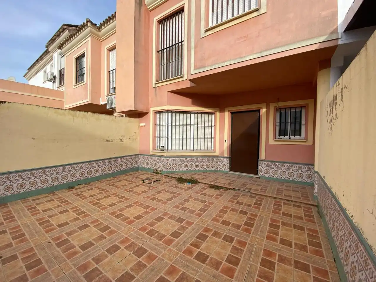 Vista exterior de Casa o chalet en venta en Lebrija