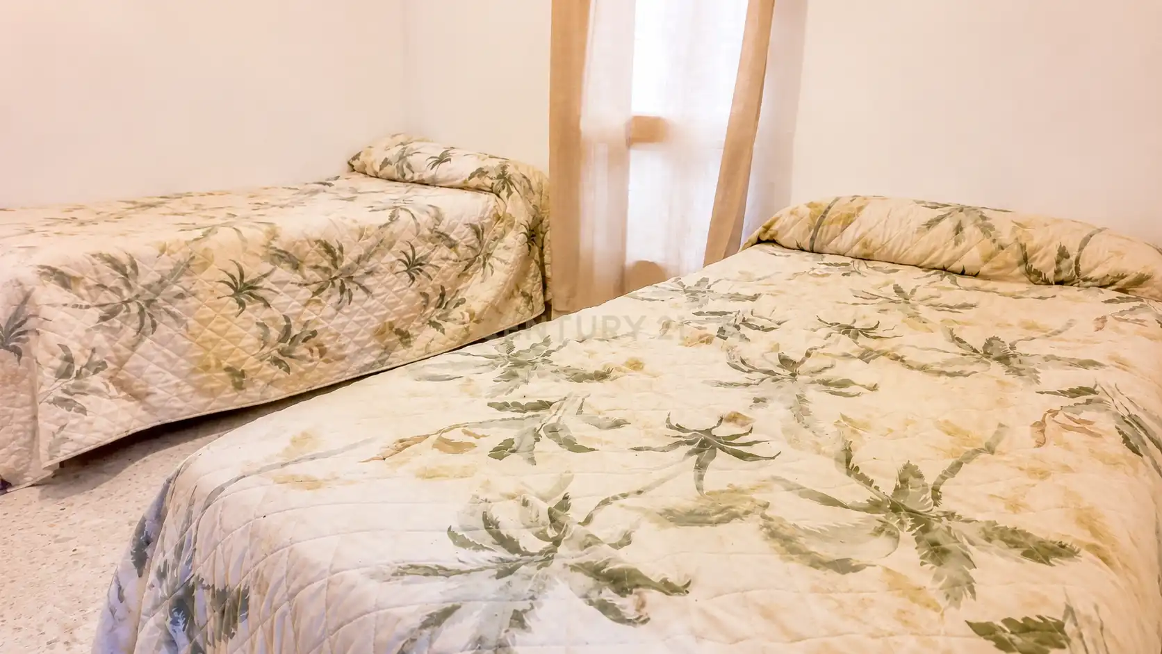 Bedroom of Houses for sale in Cáceres  with Balcony