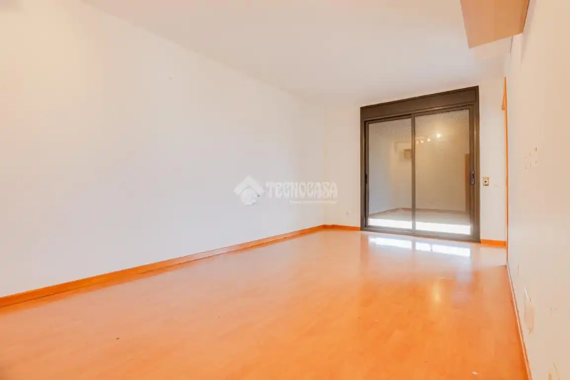 Habitación de Piso en venta en Montcada i Reixac con Aire acondicionado y Balcón