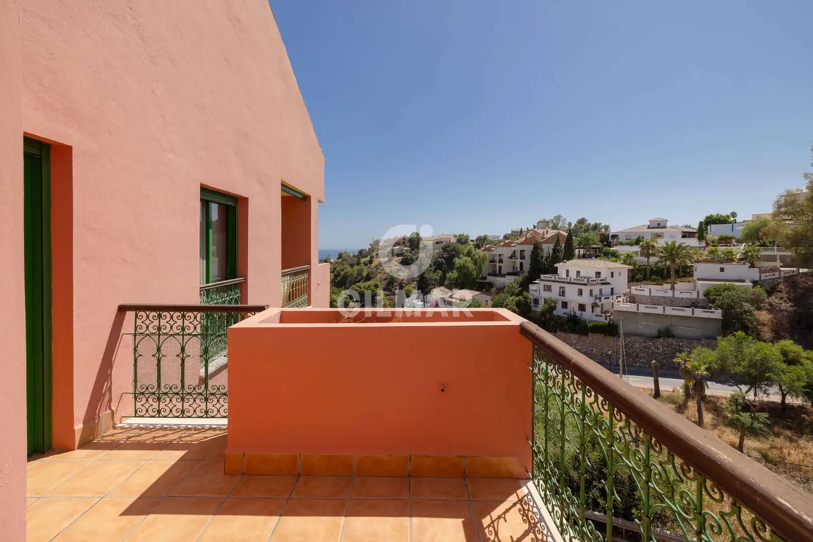 Vista exterior de Dúplex en venta en Fuengirola con Calefacción, Trastero y Piscina