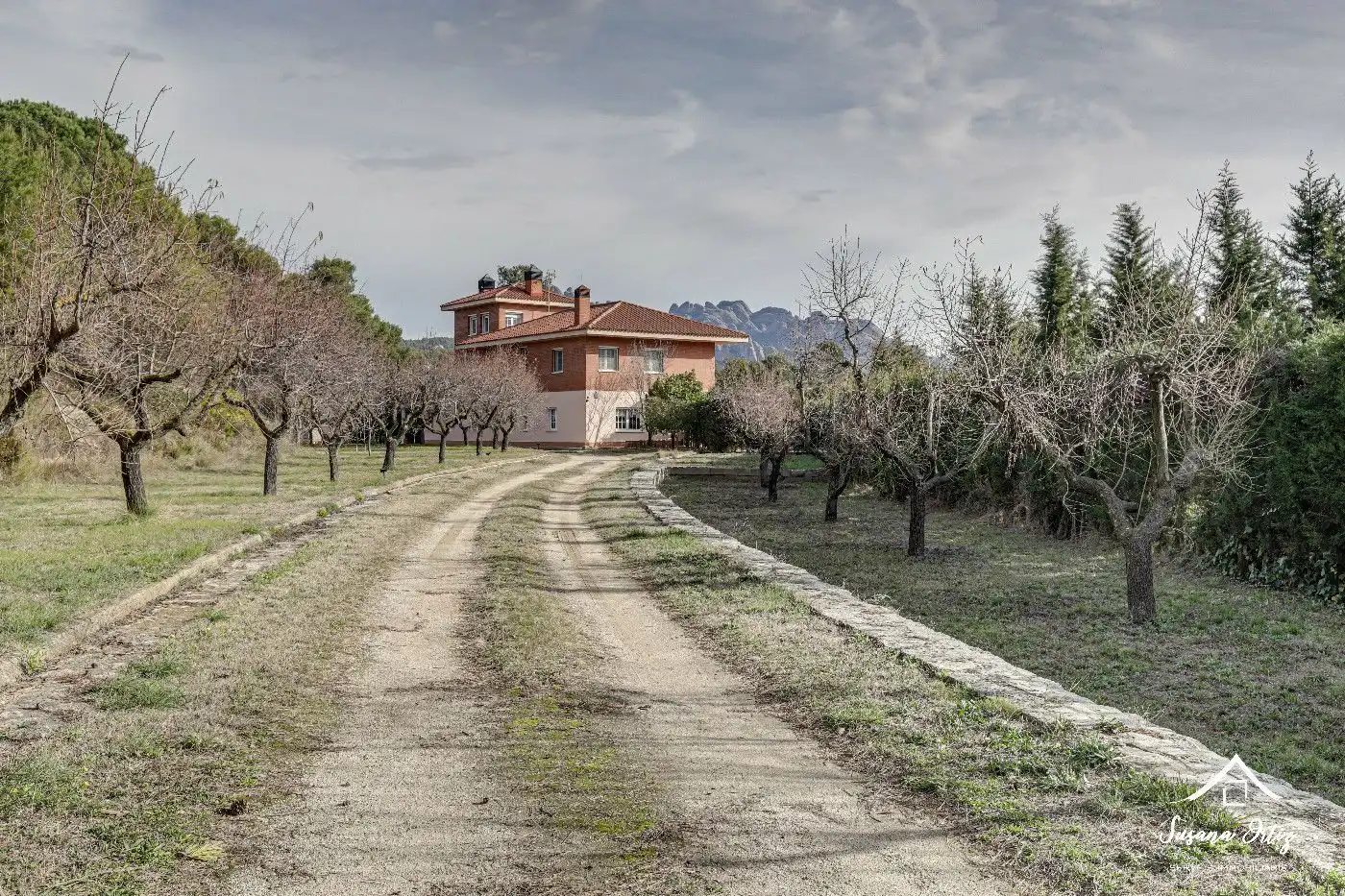 Vista exterior de Casa o chalet en venta en El Bruc con Aire acondicionado, Calefacción y Jardín privado