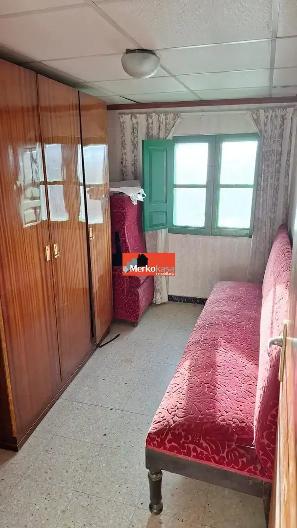 Habitación de Casa o chalet en venta en Lugo con Amueblado